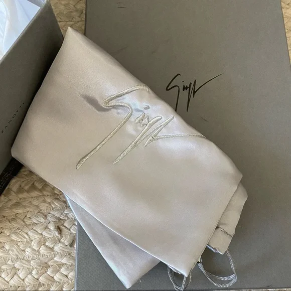 New Giuseppe Zanotti Frankie Chain Sneakers - Picture 5 of 9